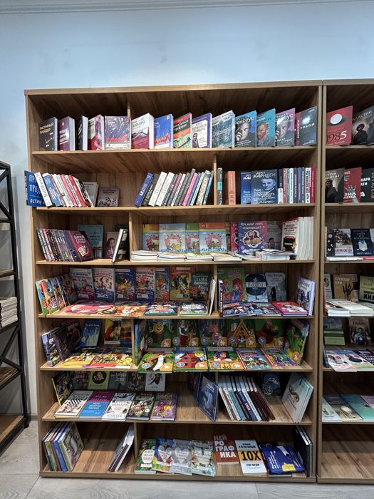 Мебель для книг и других товаров