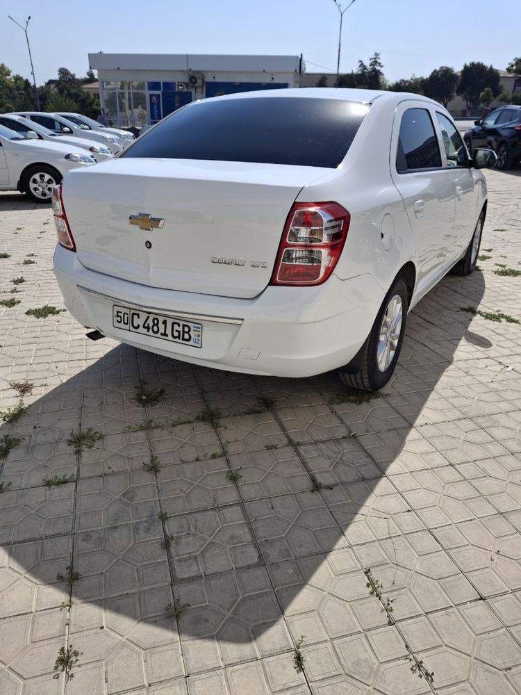 Bobalt avtamat 4 pazitsa