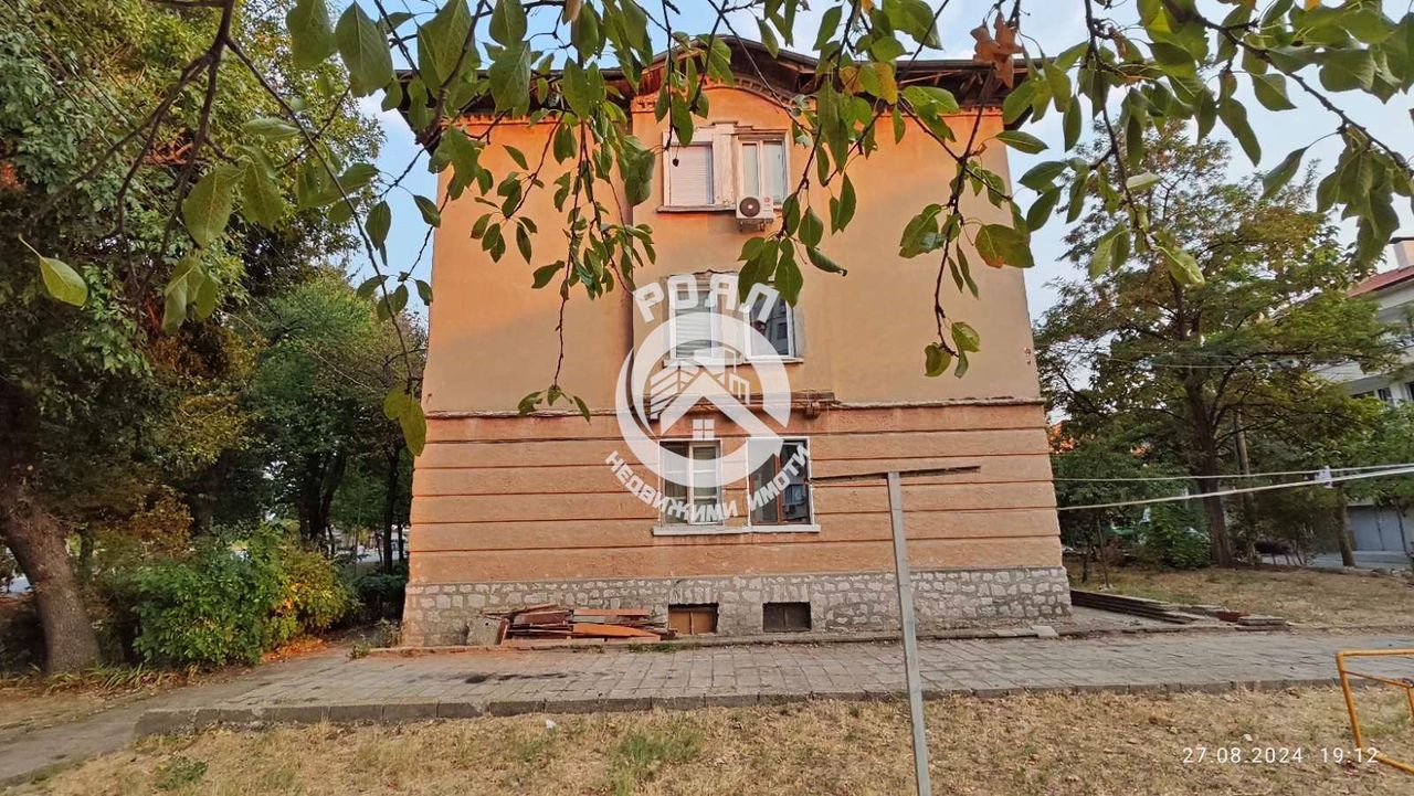 Продава се Двустаен апартамент в Асеновград - 67 кв.м за 1015 €/кв.м - Снимка #10