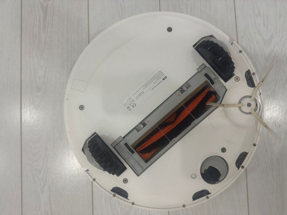 Продам робот пылесос Xiaomi