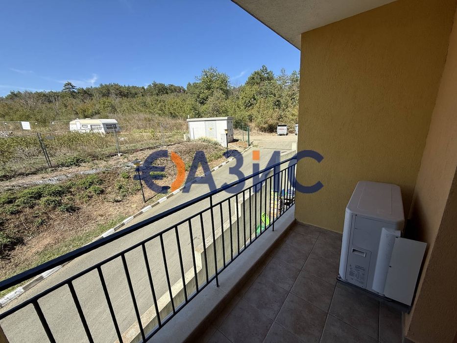 Продава се Двустаен апартамент в Созопол - 55 кв.м за 1271 €/кв.м - Снимка #4