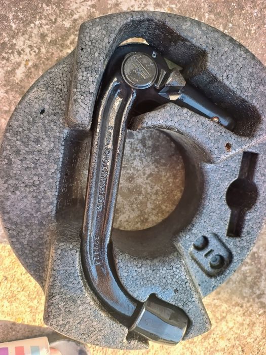 Cui cârlig remorcare VW Passat b5.5