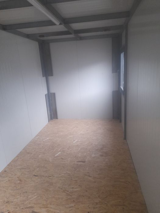 Inchiriez spatiu depozitare 6m x 2.5m