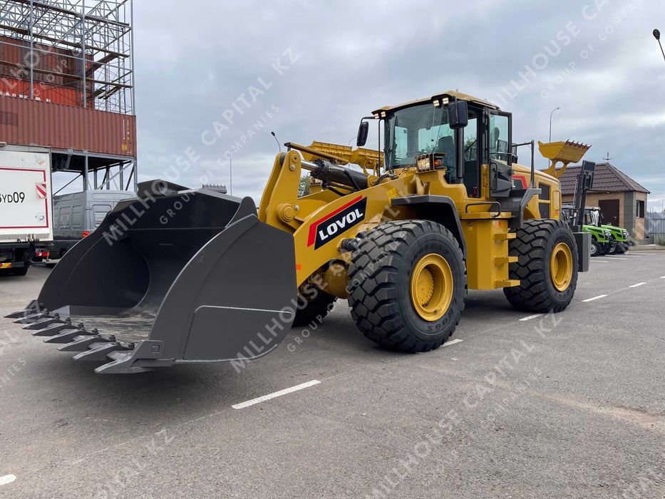 В НАЛИЧИИ Карьерный погрузчик LOVOL FL976H 4.5 КУБА
