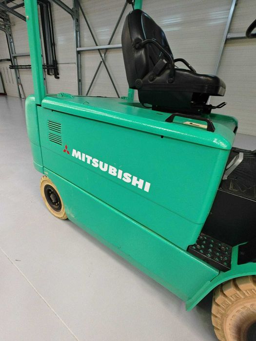 Stivuitor electric Mitsubishi cu 4 roți, 3500 kg, translație !