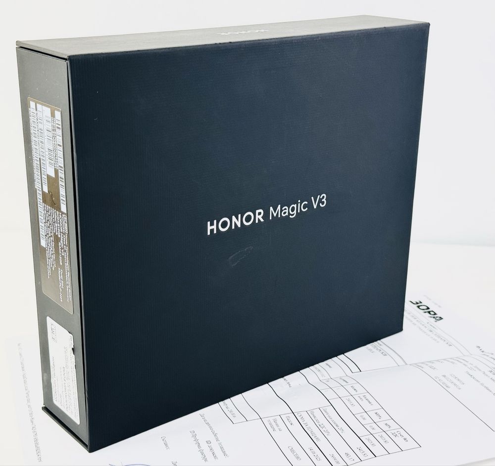 НОВ! Honor Magic V3 5G 512GB 12RAM Black 2г. Гаранция!