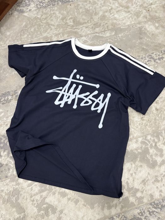 Новая оверсайз футболка Stüssy