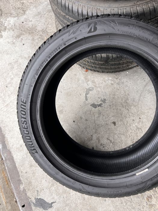 4 anvelope iarna ca NOI 225/45/17 , Bridgestone , 8 mm , DOT 2022
