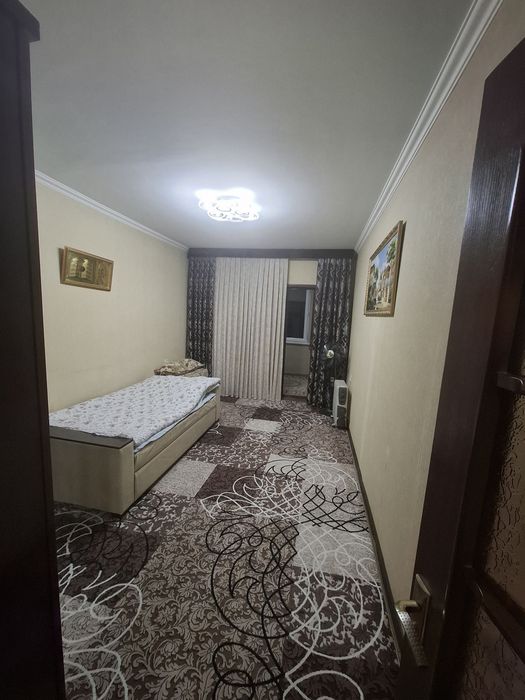Продаётся квартира 2/2/5 юнусабад 19