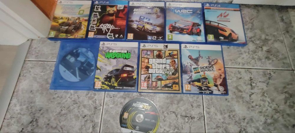 Продавам  7 игри за Плейстейшън 5 и 2 игри за Плейстейшън 4