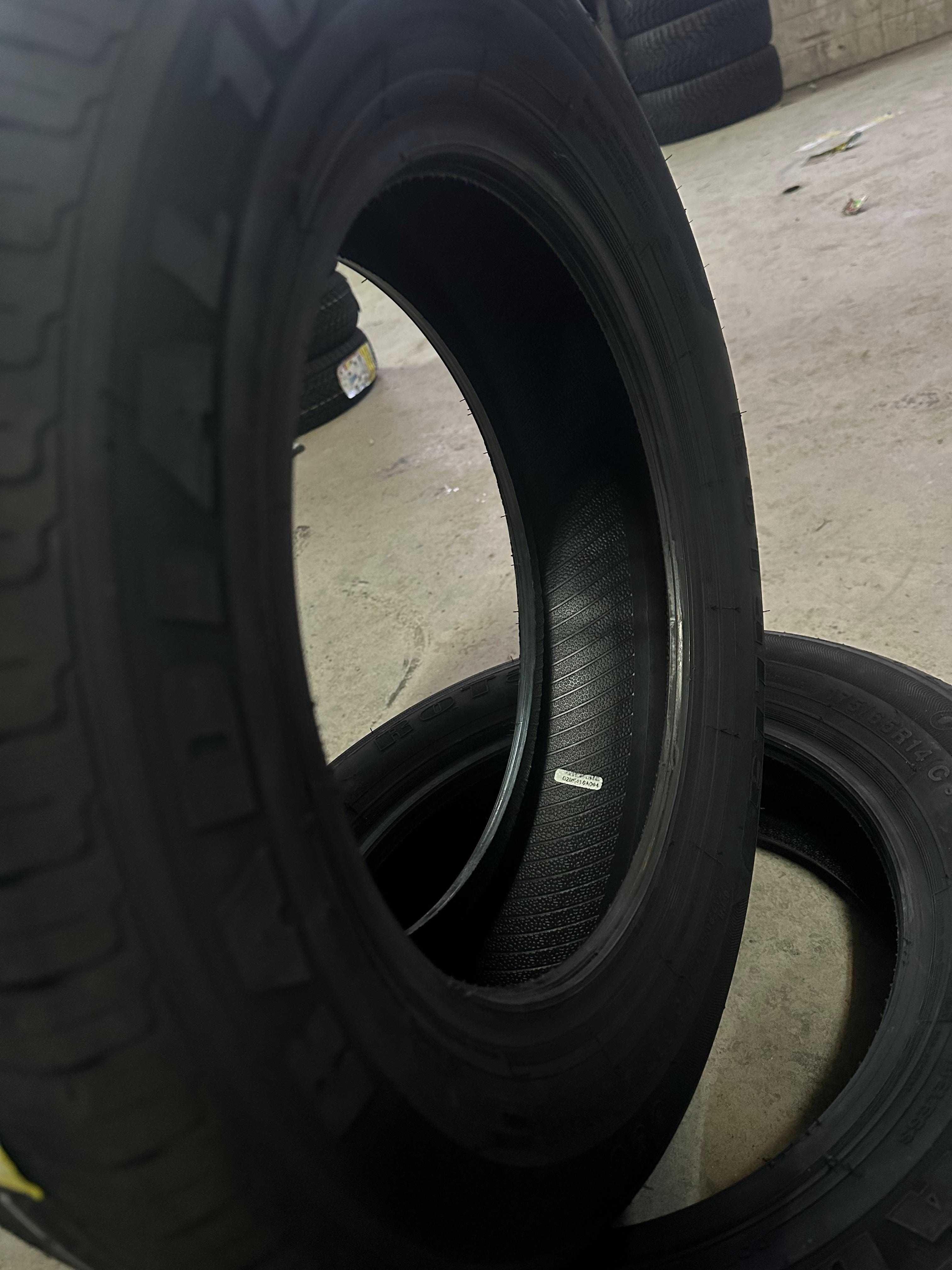 Нови летни бусови гуми ROTALLA RADIAL 109 175/65R14C 90/88T НОВ DOТ