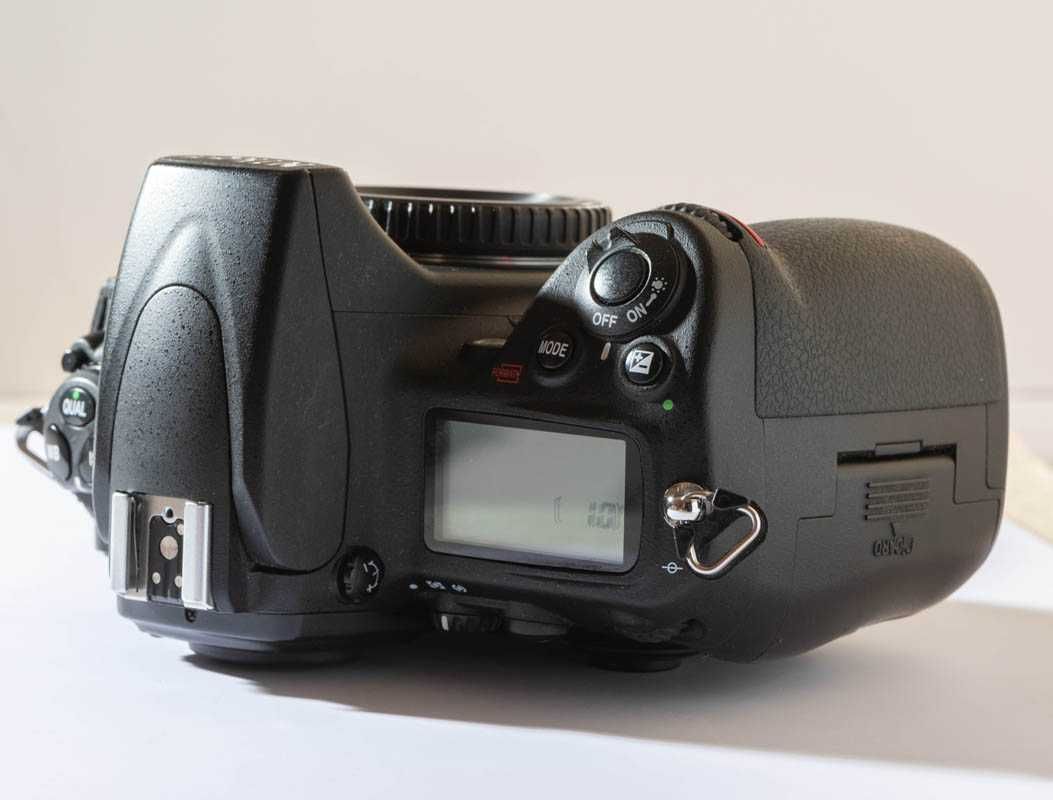 Фотоаппарат Nikon D700