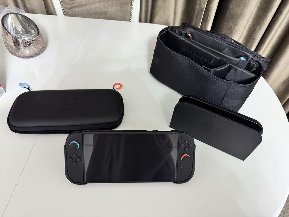 Consola Nintendo Switch 2 + accesorii