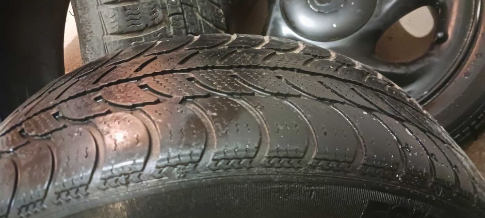 Оригинални джанти Seat с гуми 15ки