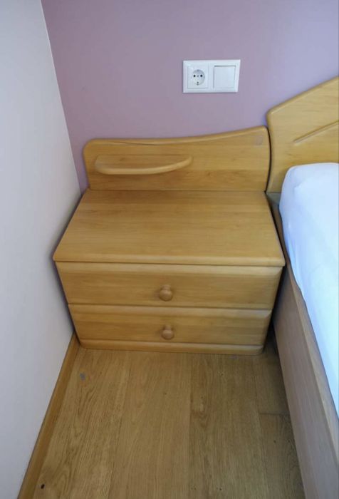 Pat 180/200 Lemn masiv Stare foarte buna!!