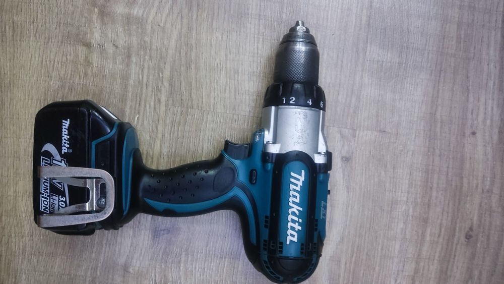 Продам шуруповёрт Makita BDF 451