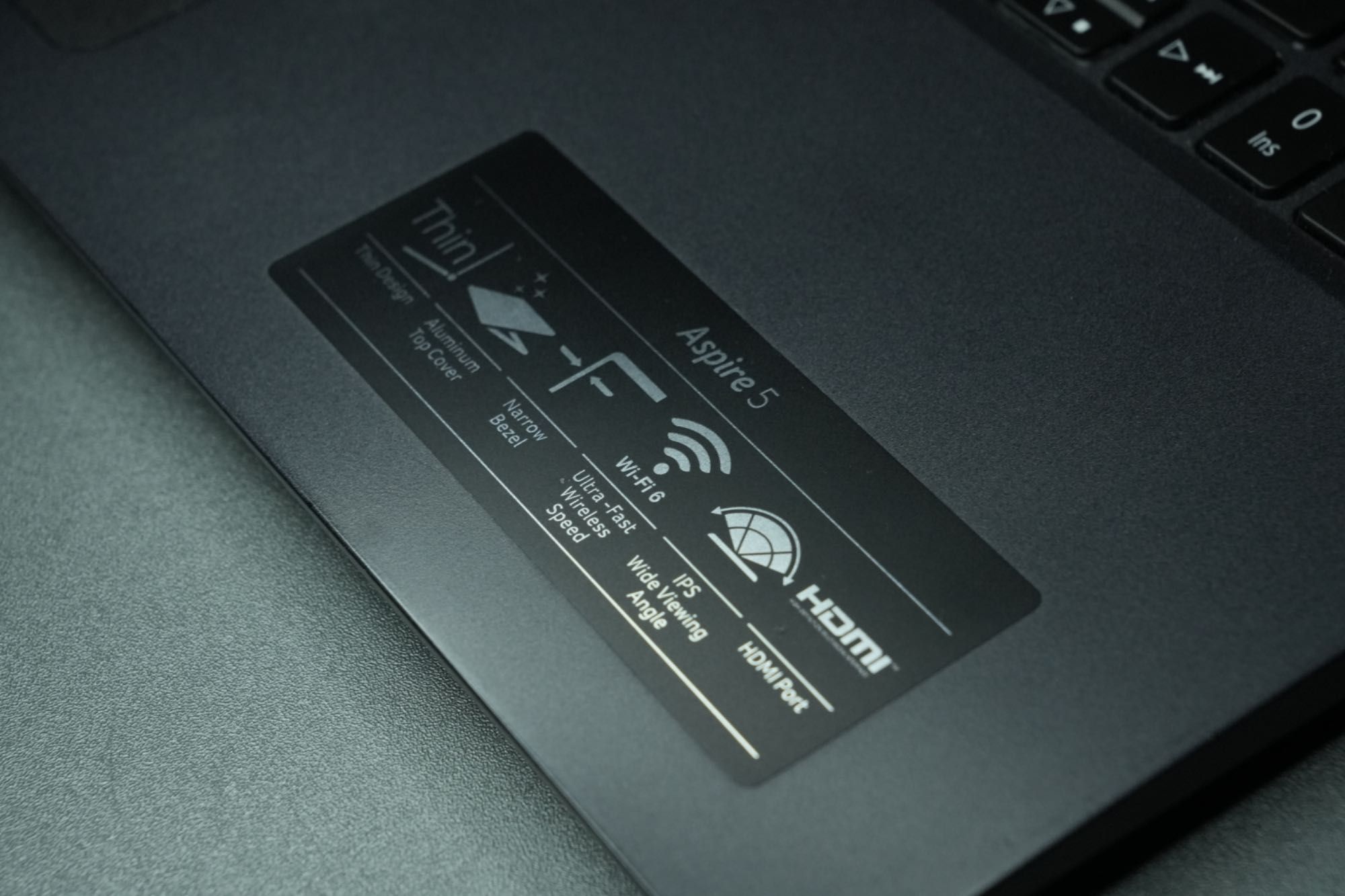 Acer Aspire 5 + мишка Glorious Model O + калъф