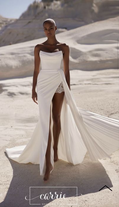 Булчинска рокля EVA LANDEL с аксесоари