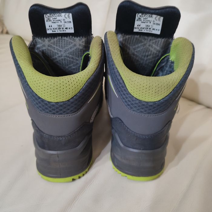 Ghete Nr 44 Lowa Goretex bocanci bombeu metalic