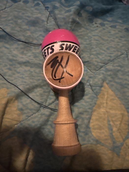 Kendama sweets starter semnata de XREMUS ( am dovada)