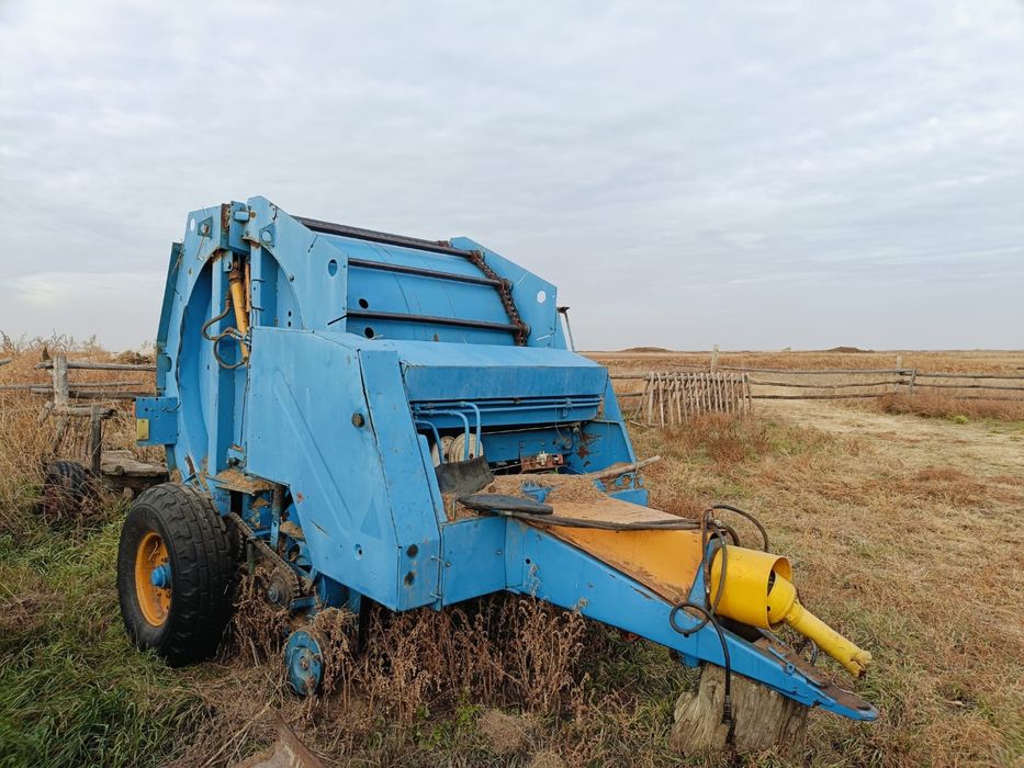 Продам прессподборщик