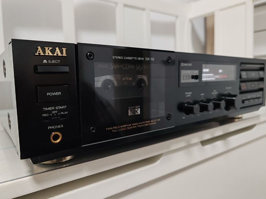 Akai Gx 32, Germania