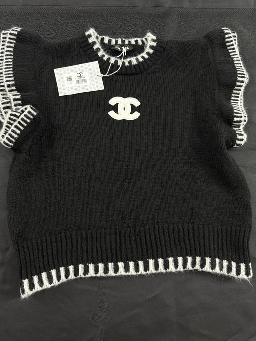 Chanel-Чисто нова дамска вълнена тениска M размер