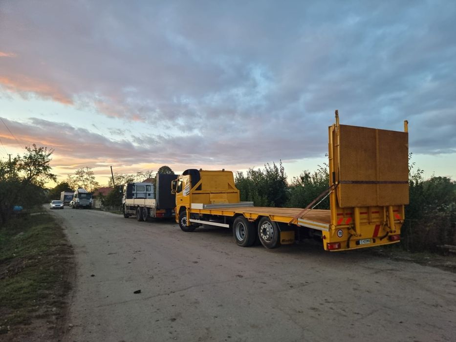 Camion Volvo Platforma utilaje