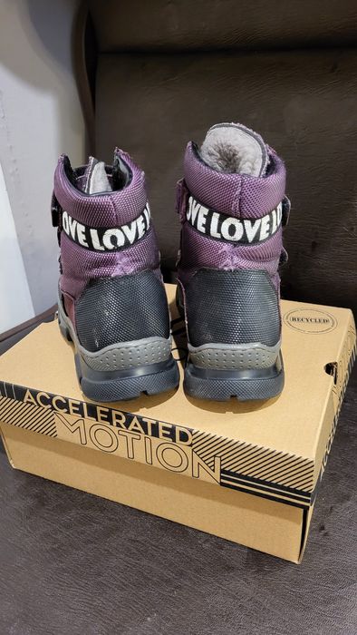 Зимние ботинки для девочки