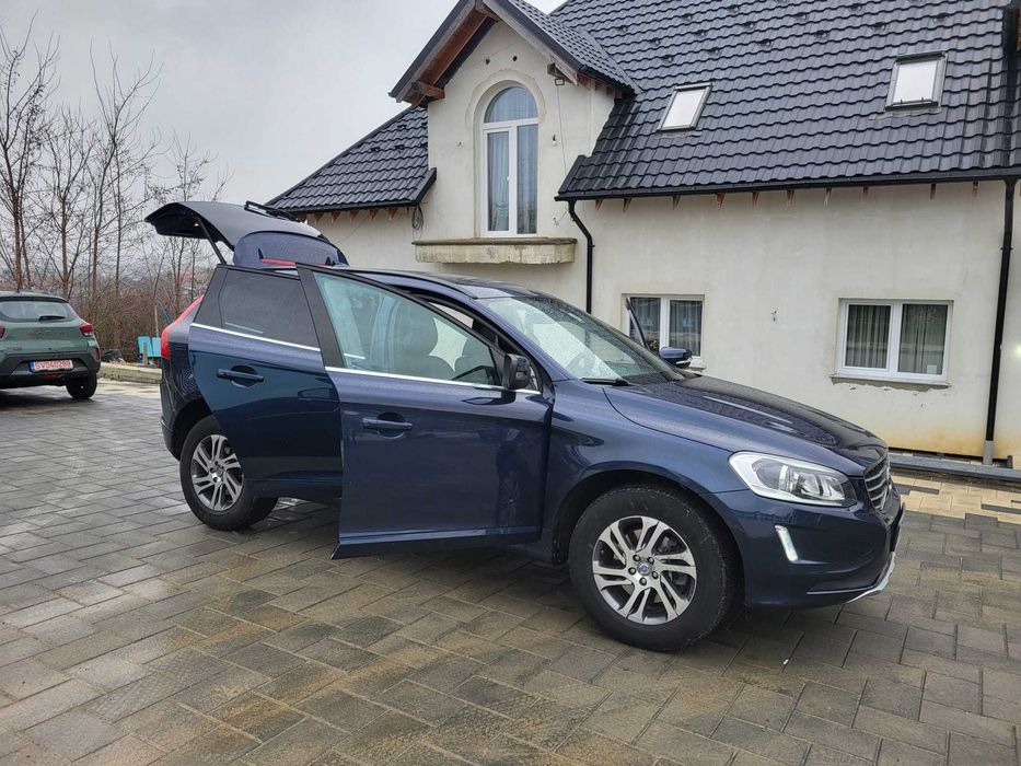 VOLVO XC 60 D4 VEA Geartronic Momentum