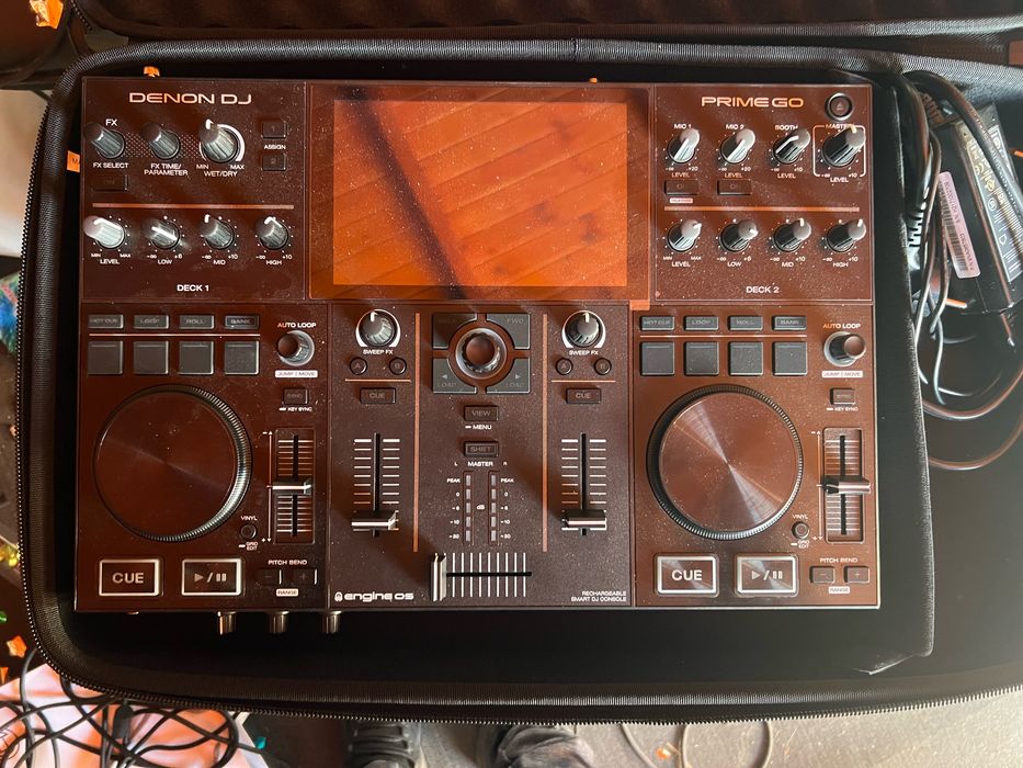 Продавам Denon Prime GO DJ