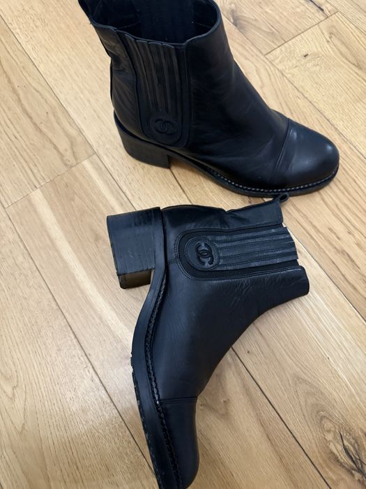 Ghete integral de piele chanel