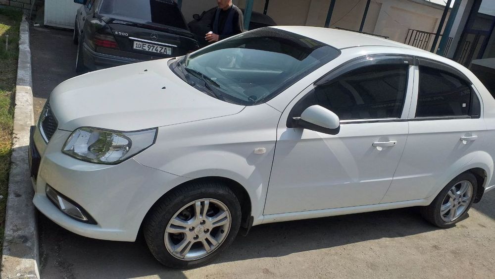 Срочно сотилади!