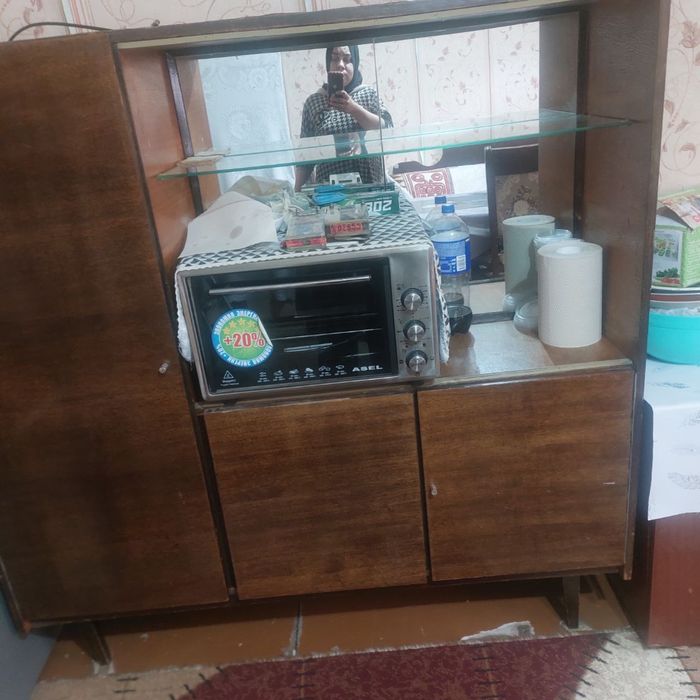 Mebel yaxshi xolatda spalni