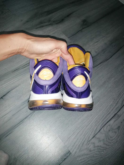 Adidasi nr 37,5 Nike LeBron