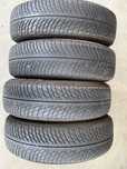 Vând 4 anvelope 215/65/17 michelin de iarnă ca noi