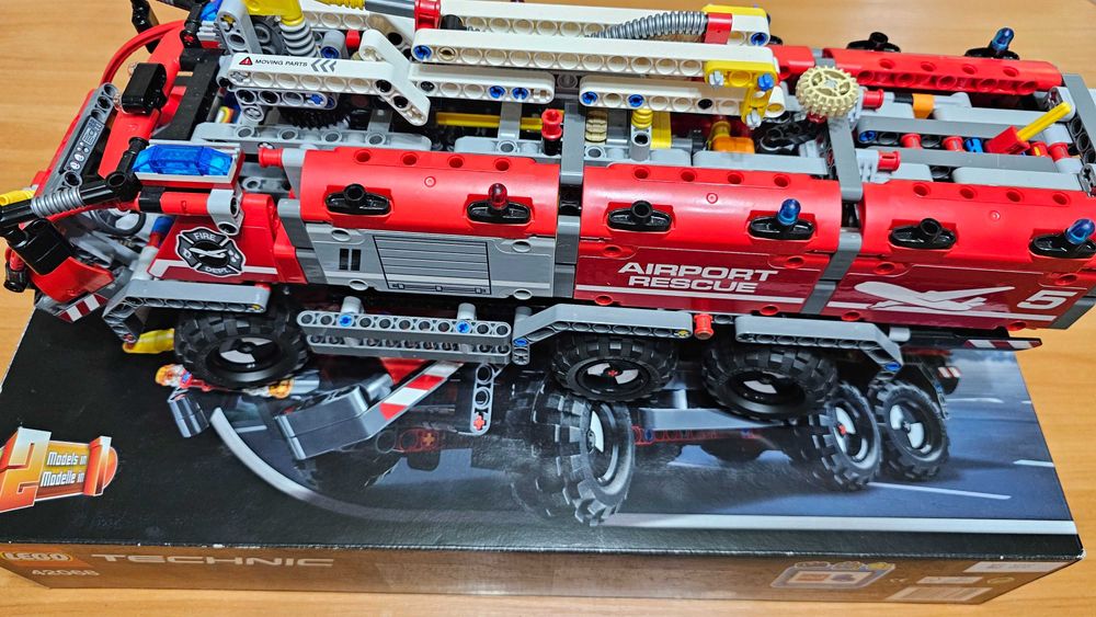 LEGO Technic Пожарная машина 42068 Porsche 911 RSR 42096 ОРИГИНАЛ