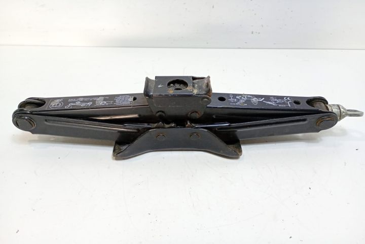 Cric Ford Transit a 3-a generatie