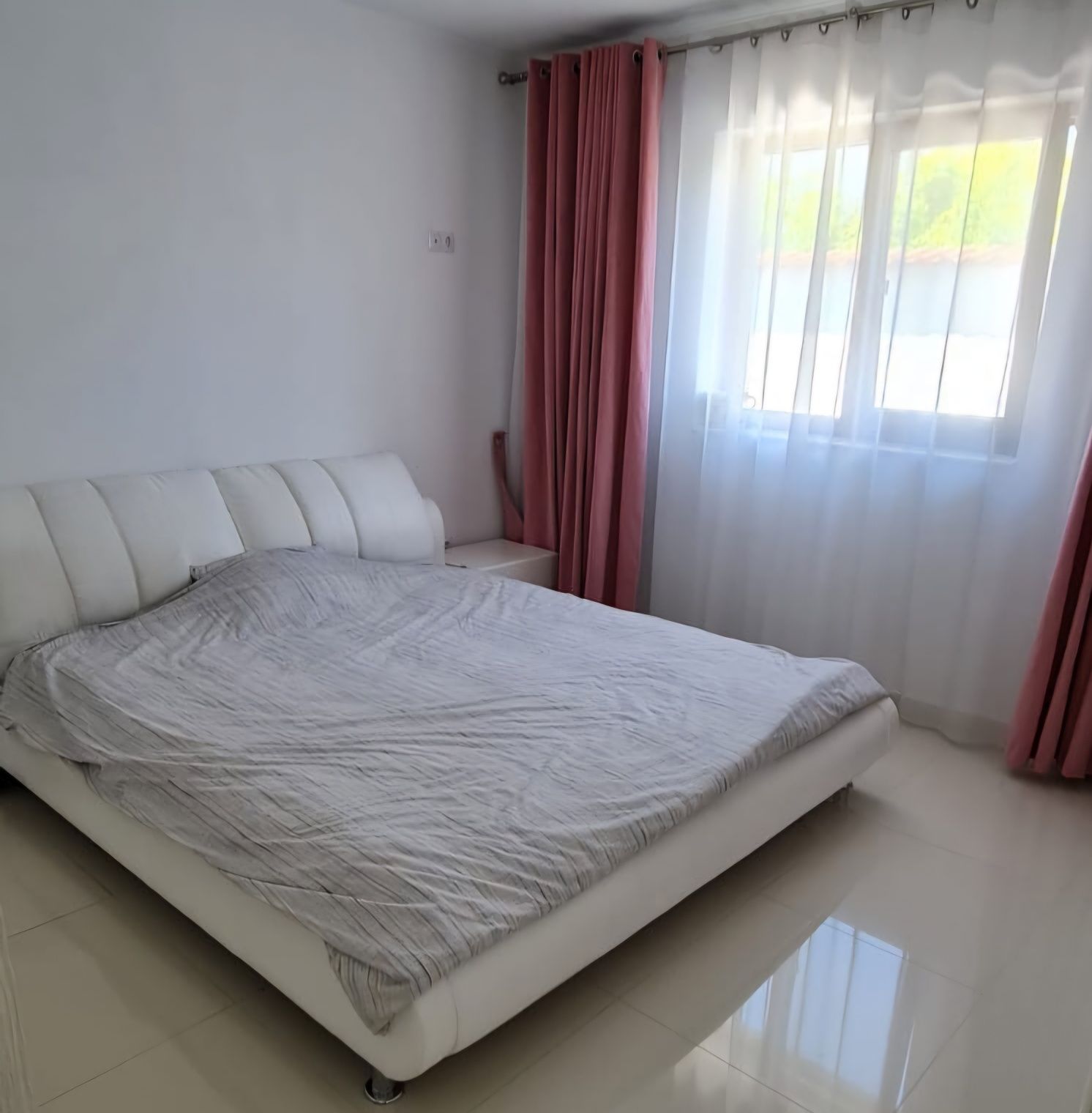 Pat Divani & Sofa lemn masiv piele naturala 180x200 Somiera inclusa