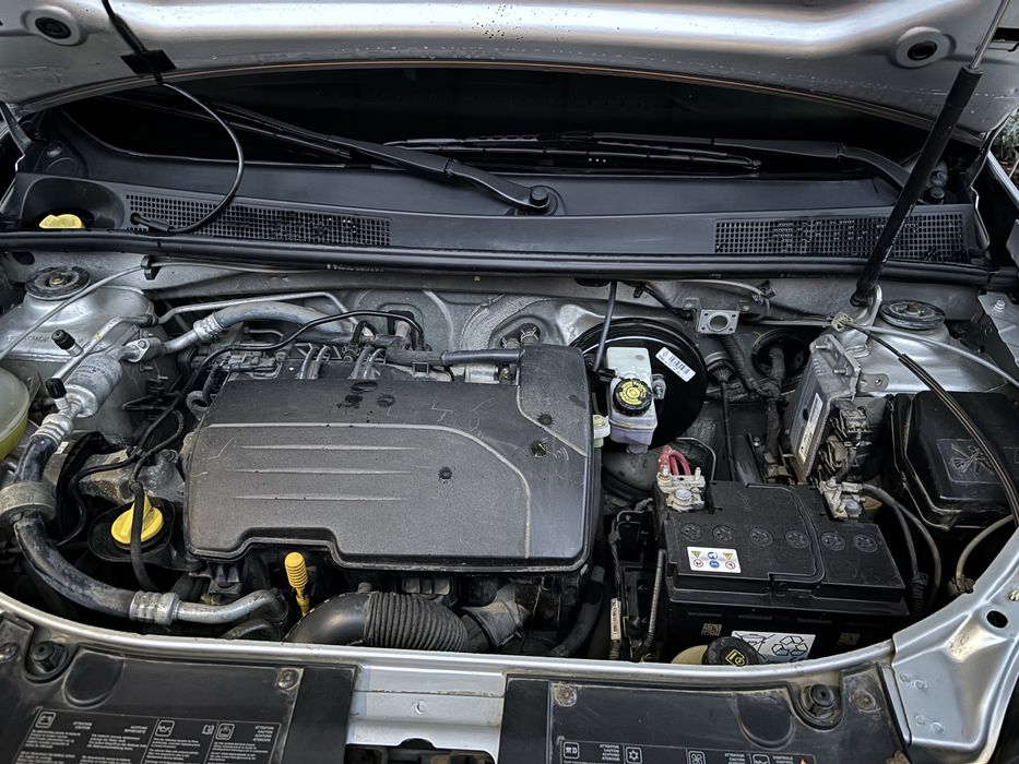 Dacia Logan 2013 benzina 8200 km