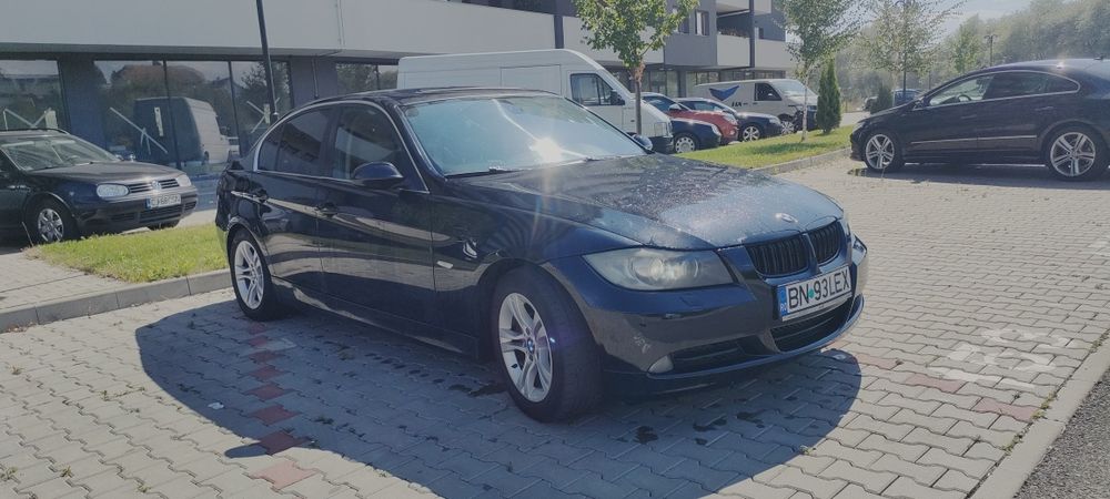 Vând BMW E90 163cp