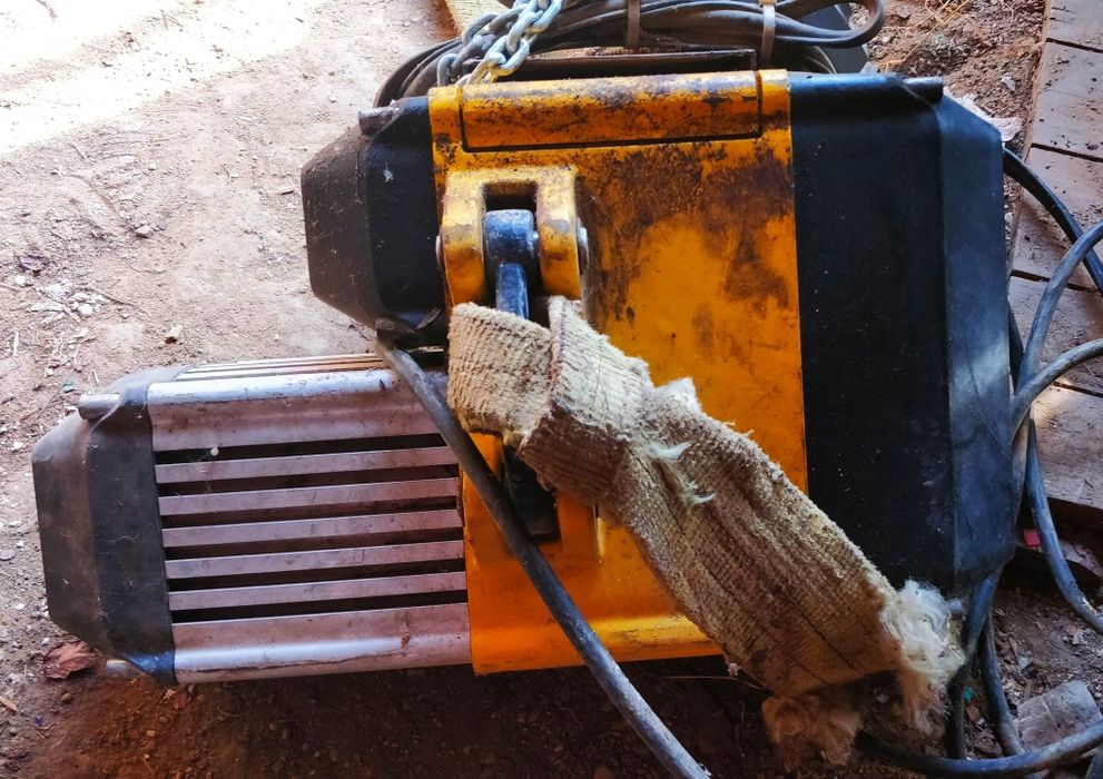Palan electric 2 tone Yale