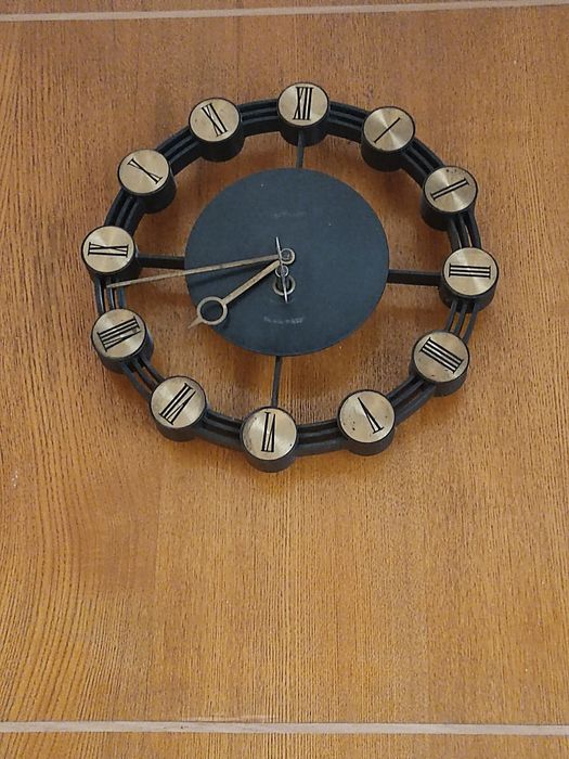 Часы настенные механические, сделано в СССР