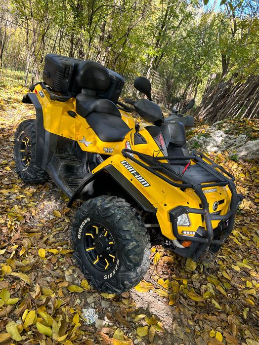 Vând Can Am 800r