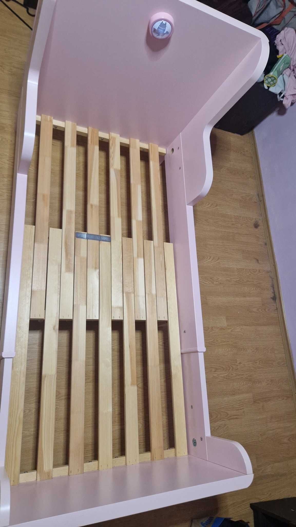 Разтегателно легло IKEA BUSUNGE с 2 матрака – почти ново