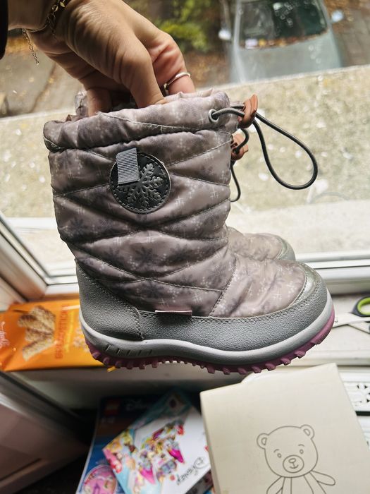 Апрески и гумени боти за момиче 28 номер