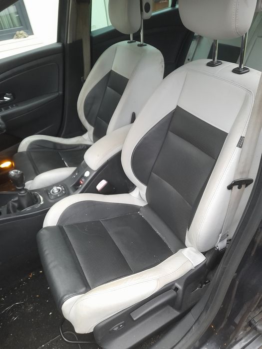 Bot Parte Fata Bara Capota Aripa Faruri Xenon Renault Megane 3 GT-LINE