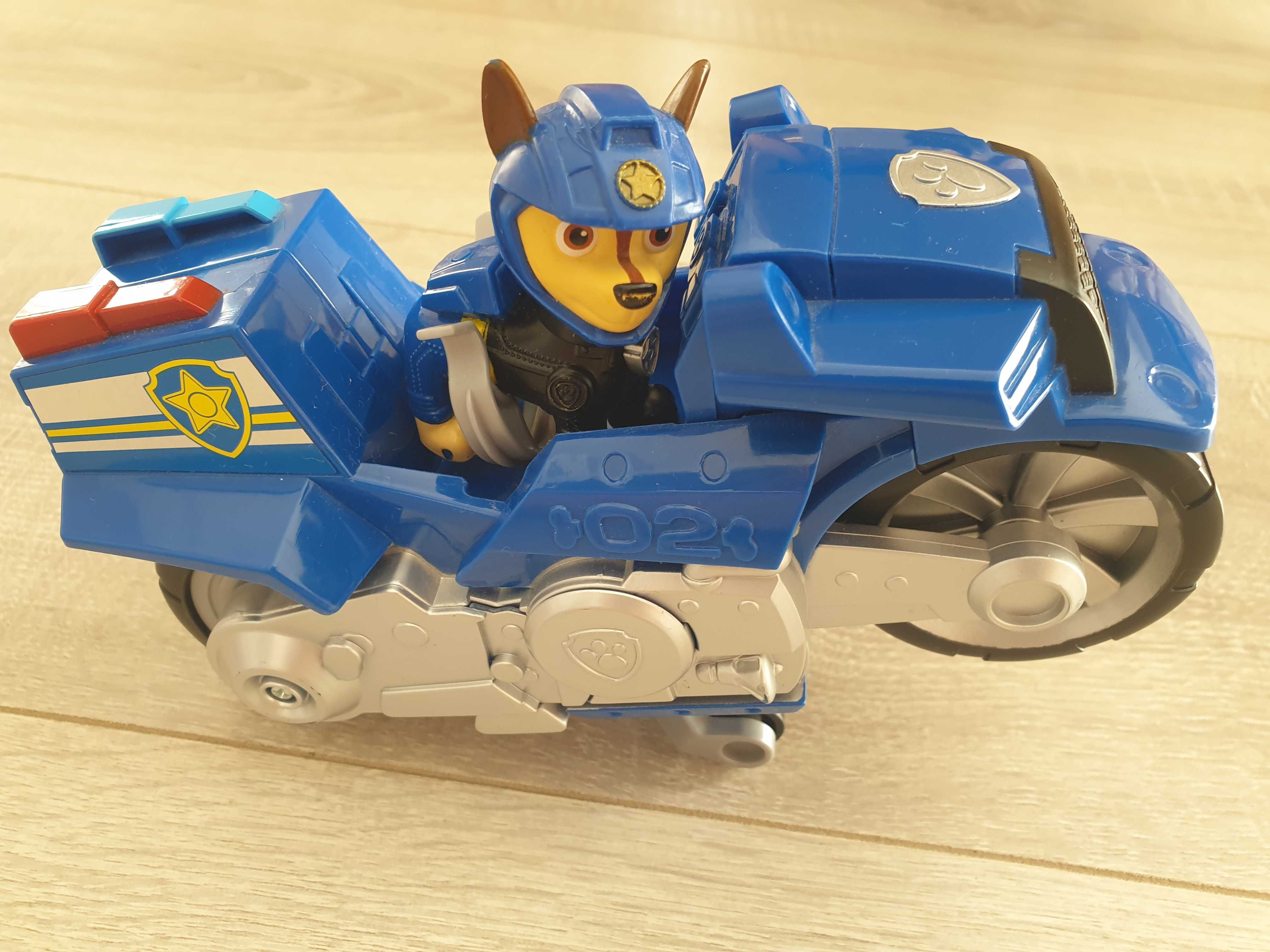 PAW PATROL         .