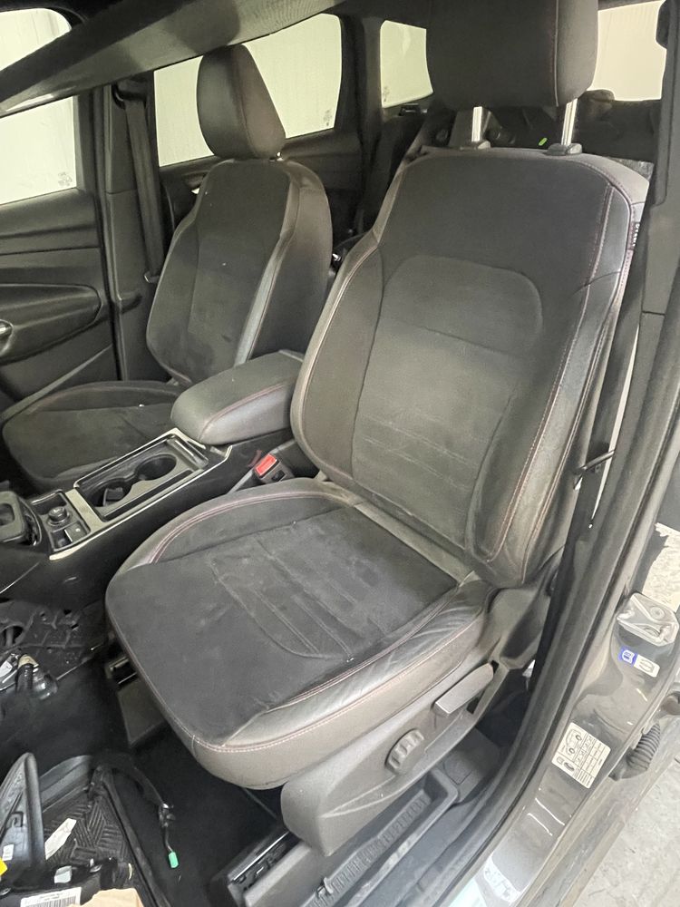 Interior / Ford kuga 2018 Piele cu alcantara