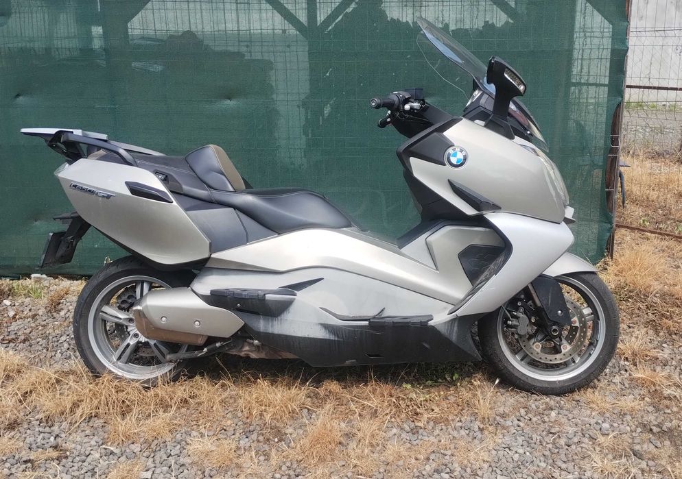 Vând maxi-scooter BMW C 650GT